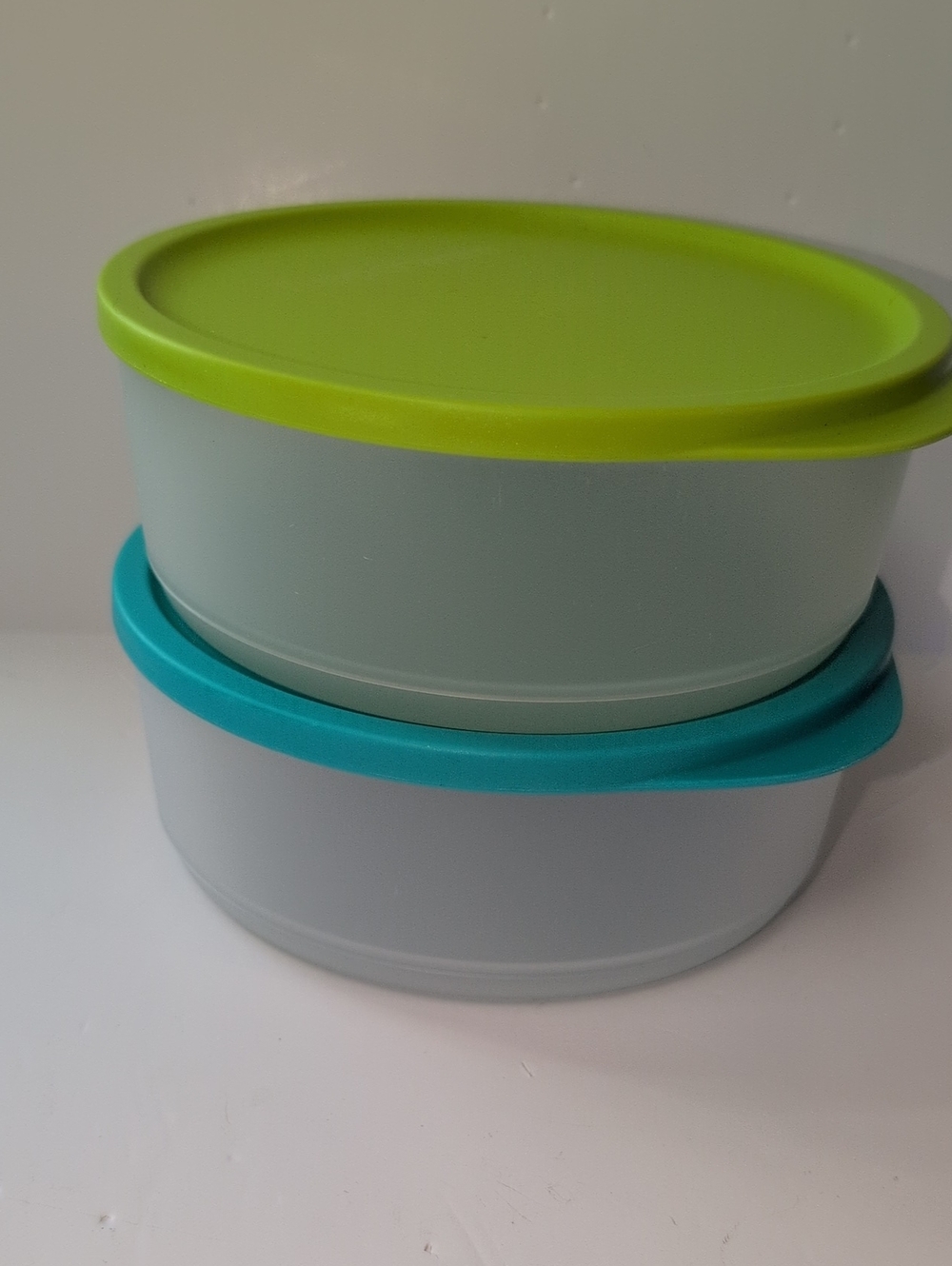 Tupperware®️ Big Wonder Bowls Set Of 2